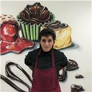 Hola me llamo Sara, soy cocinera y doy talleres de cocina a todas las edades en particular a los mas peques de 4 a 14 años. Precio 8